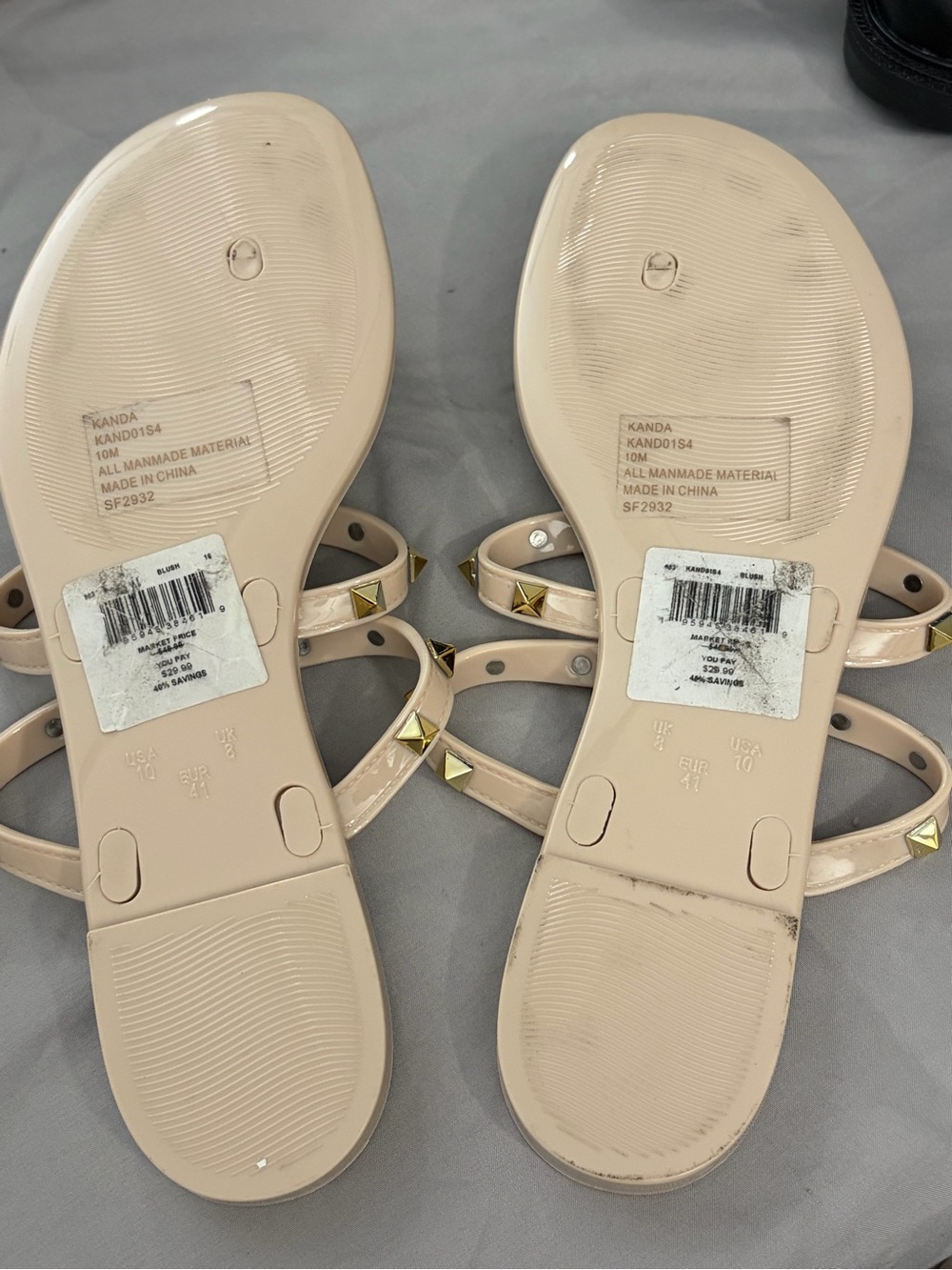 Steve Madden Beige Jelly Sandals with Gold Pyramid Studs 10 - Picture 5 of 5